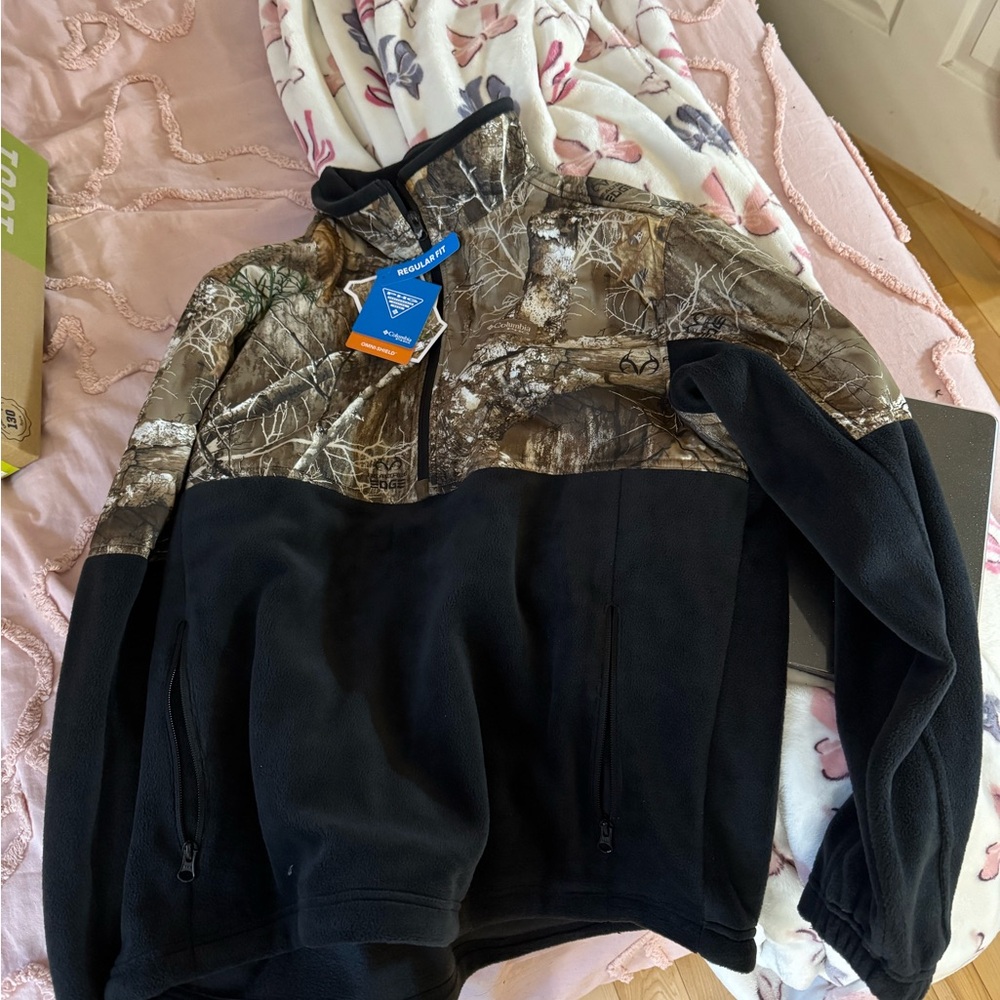 Columbia Camouflage and Black Fleece Jacket